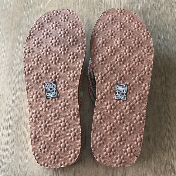 Rocket Dog Women Flip Flop - Picture 7 of 7